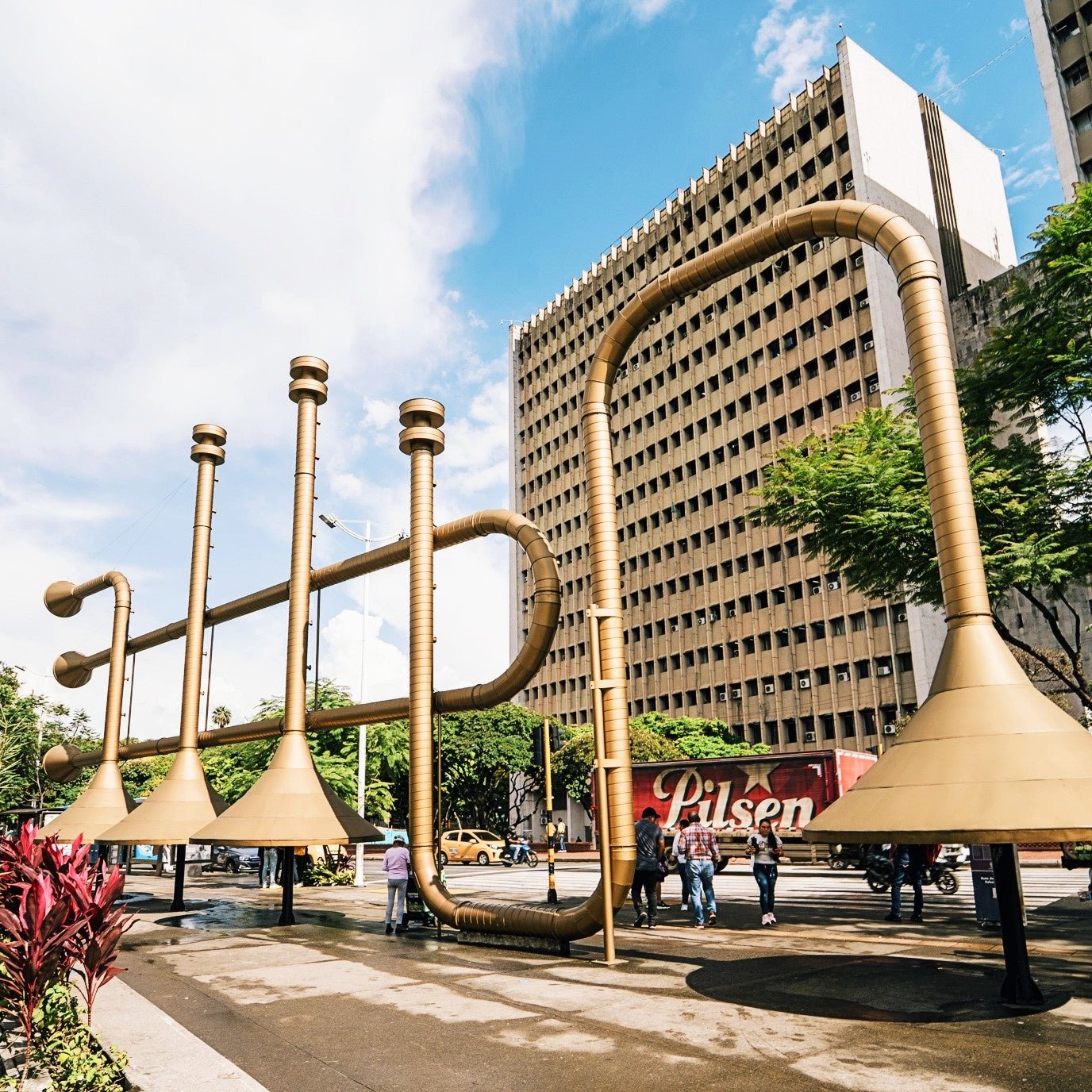 cali plazoleta jairo varela